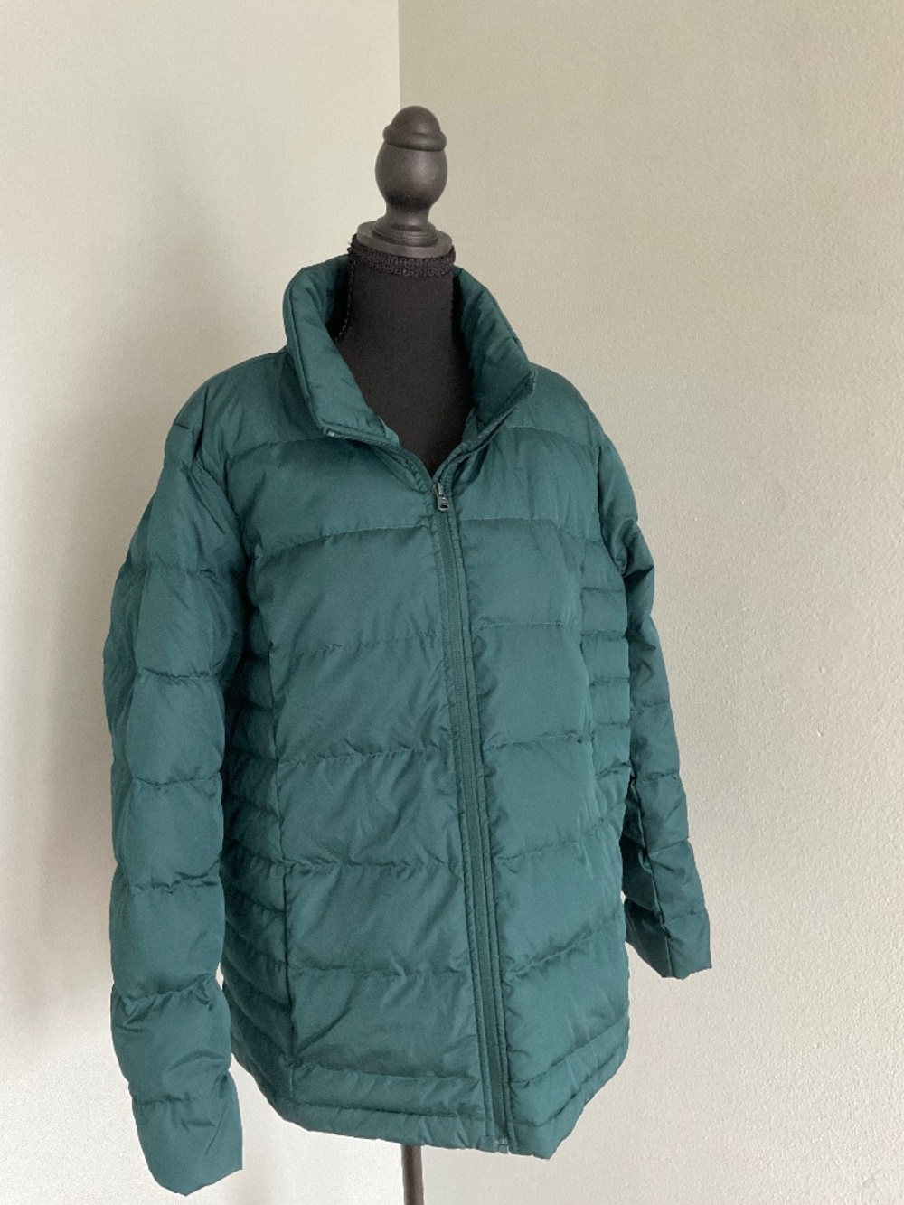 LANDS END EMERALD GREEN COAT SIZE XL